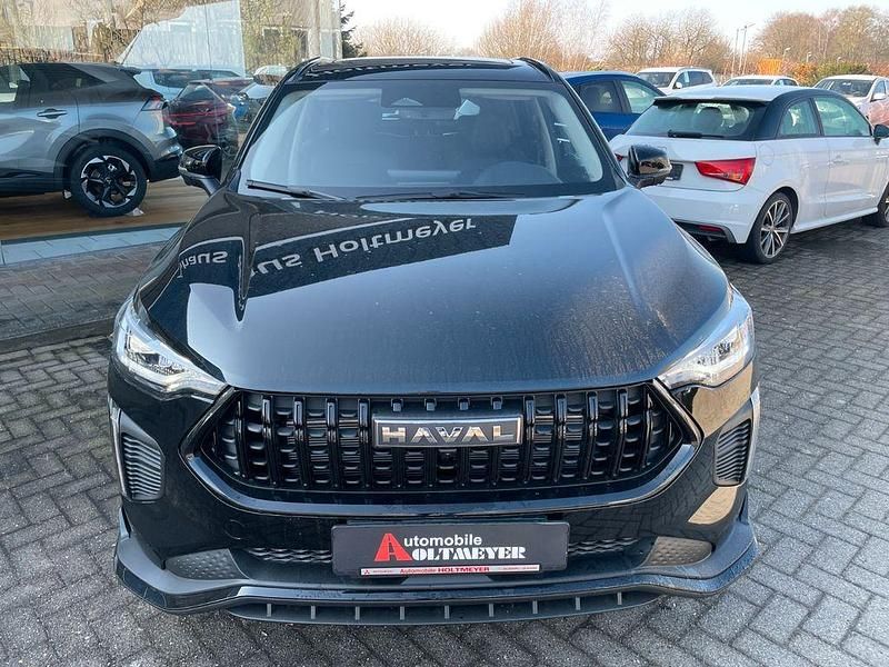 Neu Haval Jolion Lux 177 PS (130 kW) 2026 Schwarz SUV