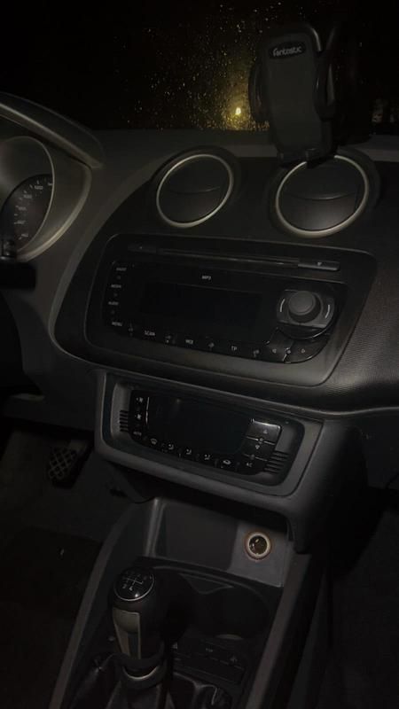 Gebraucht Seat Ibiza 69 PS (50 kW) 2011 Weiß Coupé