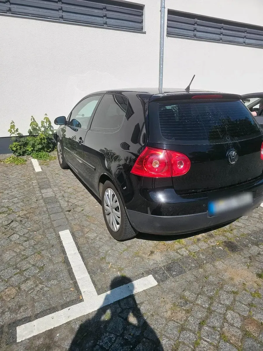 Gebraucht VW Golf V 75 PS (55 kW) 2006 Schwarz Kleinwagen
