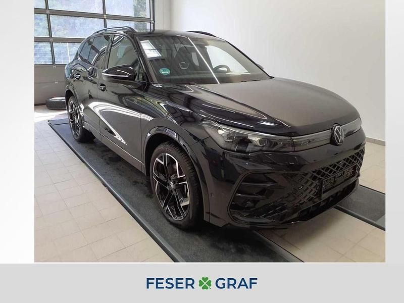 Deep black perleffekt Gebraucht 2025 VW Tiguan R-line SUV | 39.990 € (Guter Preis) - Bild 1/4