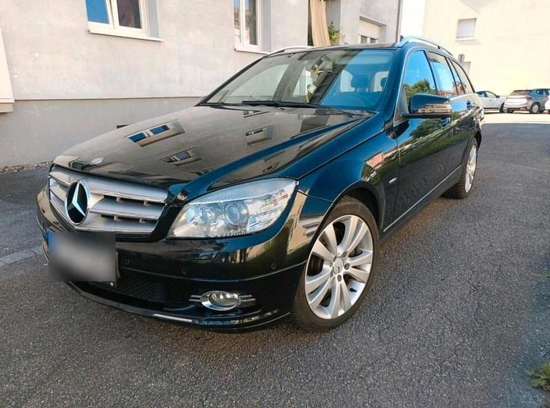 Schwarz Gebraucht 2008 Mercedes C320 Avantgarde Limousine | 5.900 € (Guter Preis) - Bild 1/4