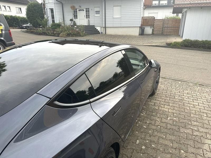 Gebraucht Tesla Model 3 Standard Range 208 kW (283 PS) 2023 Grau Limousine