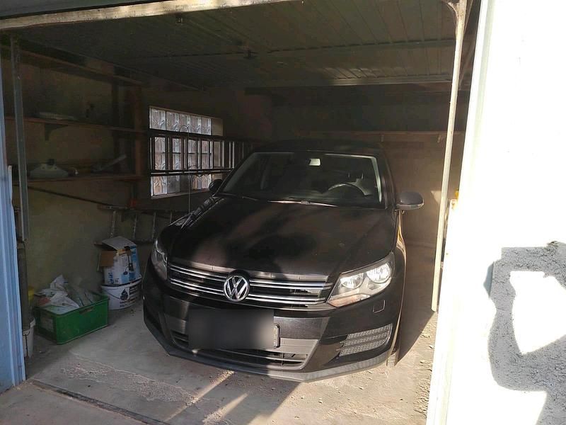 Schwarz Gebraucht 2014 VW Tiguan SUV | 9.799 € (Fairer Preis) - Bild 1/4