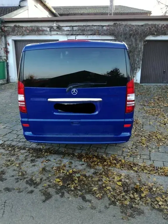 Gebraucht Mercedes Viano 224 PS (164 kW) 2013 Blau Van / Kleinbus