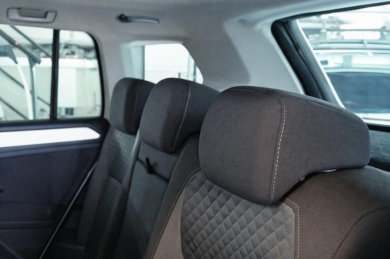 Gebraucht VW Tiguan 150 PS (110 kW) 2019 Silber SUV