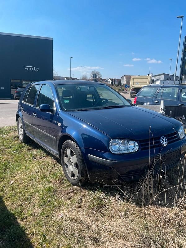 Gebraucht VW Golf IV 75 PS (55 kW) 2002 Blau Limousine