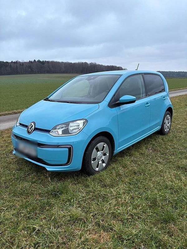 Blau Gebraucht 2021 VW e-up! United Kleinwagen | 12.600 € (Superpreis) - Bild 1/4