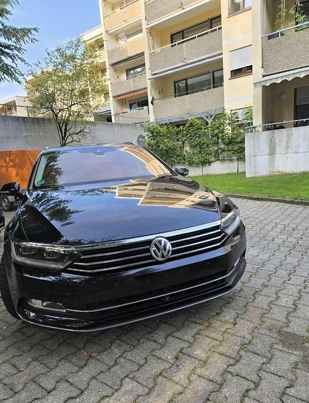 Gebraucht VW Passat Highline 239 PS (175 kW) 2015 Schwarz Kombi