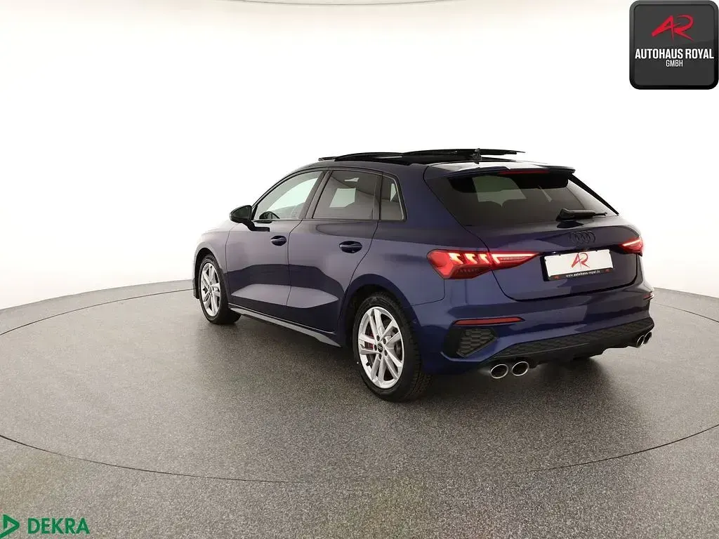Gebraucht Audi S3 Sport 310 PS (228 kW) 2023 Navarrablau Limousine