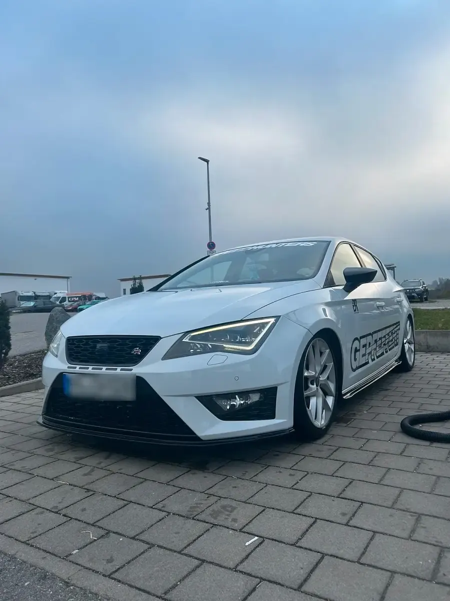 Gebraucht Seat Leon FR 180 PS (132 kW) 2014 Weiß Limousine