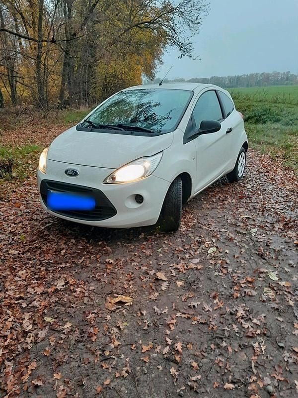 Gebraucht Ford Ka 69 PS (50 kW) 2010 Weiß Kleinwagen