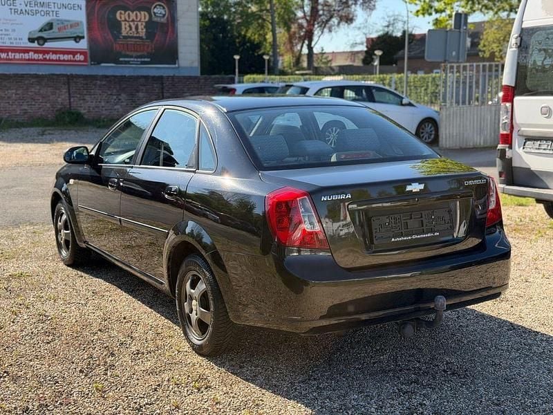 Gebraucht Chevrolet Nubira SE 109 PS (80 kW) 2004 Schwarz Limousine