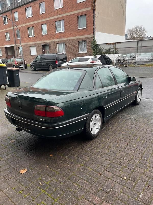Gebraucht Opel Omega 211 PS (155 kW) 1995 Grün Limousine