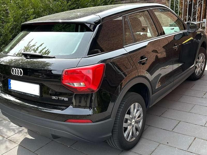 Gebraucht Audi Q2 116 PS (85 kW) 2019 Schwarz SUV