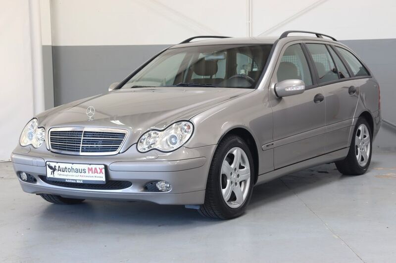 Silber Gebraucht 2004 Mercedes C240 Kombi | 12.990 € - Bild 1/4