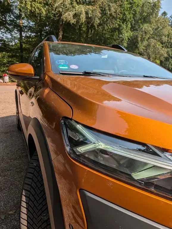 Gebraucht Dacia Sandero Comfort 101 PS (74 kW) 2022 Orange Limousine
