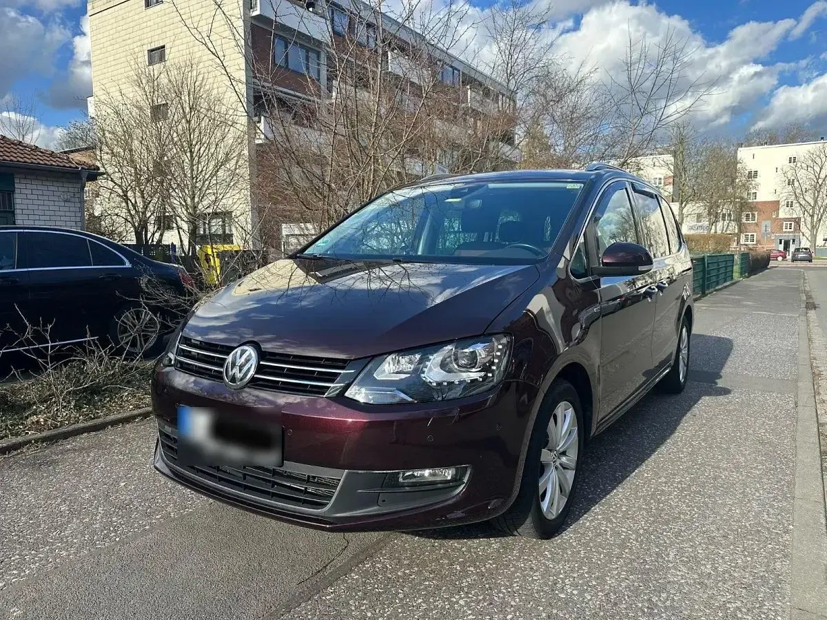 Gebraucht VW Sharan Beach 150 PS (110 kW) 2016 Rot Van / Kleinbus