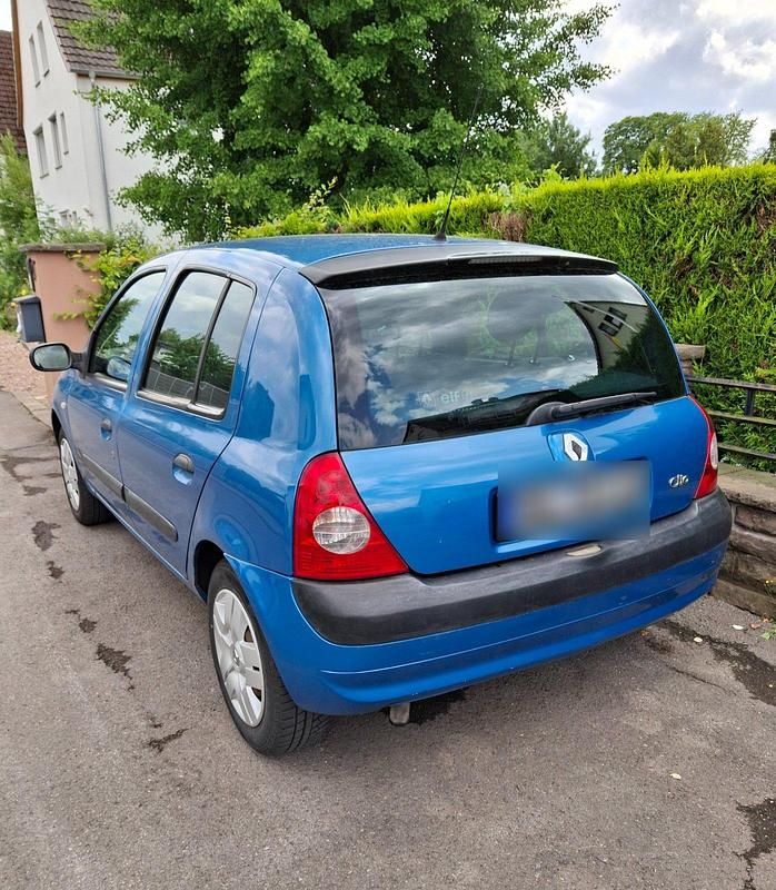 Gebraucht Renault Clio II 58 PS (42 kW) 2003 Blau Kleinwagen