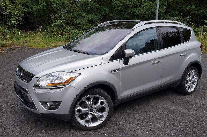Silber Gebraucht 2009 Ford Kuga Titanium SUV | 7.999 € (Fairer Preis) - Bild 1/4