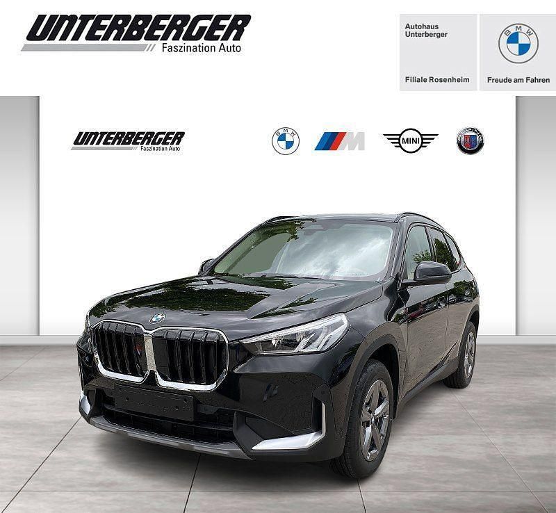 Schwarz Neu 2025 BMW X1 Shadowline SUV | 42.890 € (Guter Preis) - Bild 1/4