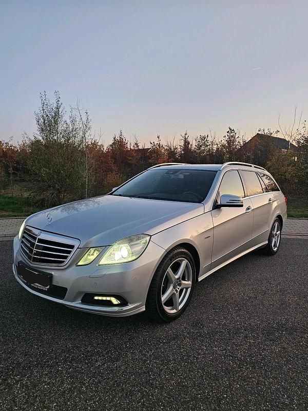 Gebraucht Mercedes E350 292 PS (214 kW) 2010 Kombi
