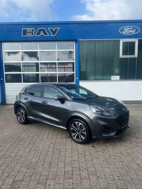 Grau Gebraucht 2022 Ford Puma ST-Line Limousine | 18.900 € (Fairer Preis) - Bild 1/4