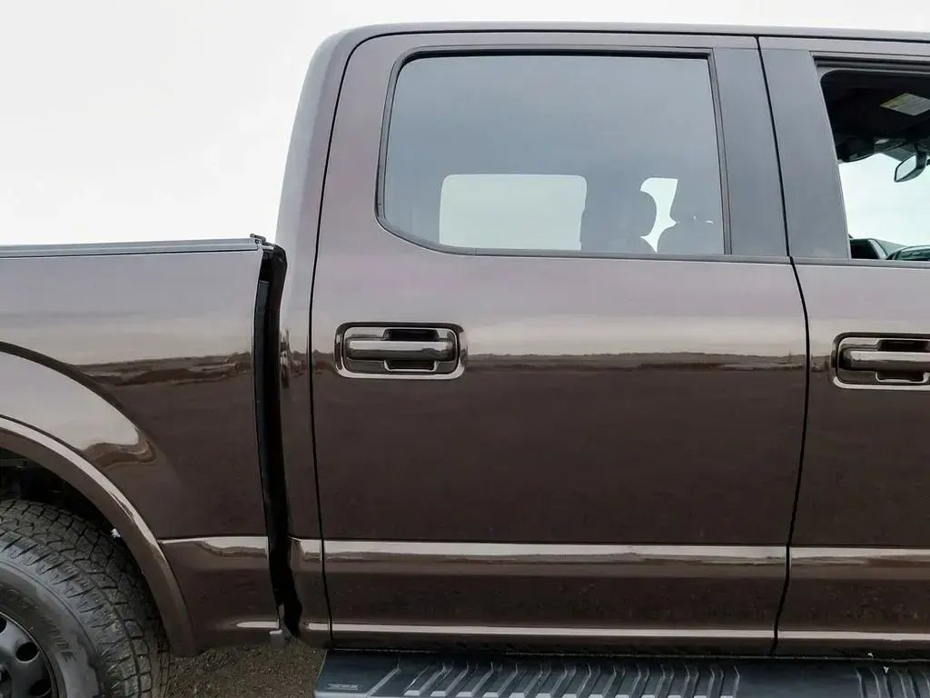 Gebraucht Ford F-150 XLT 405 PS (297 kW) 2018 Violett Pickup