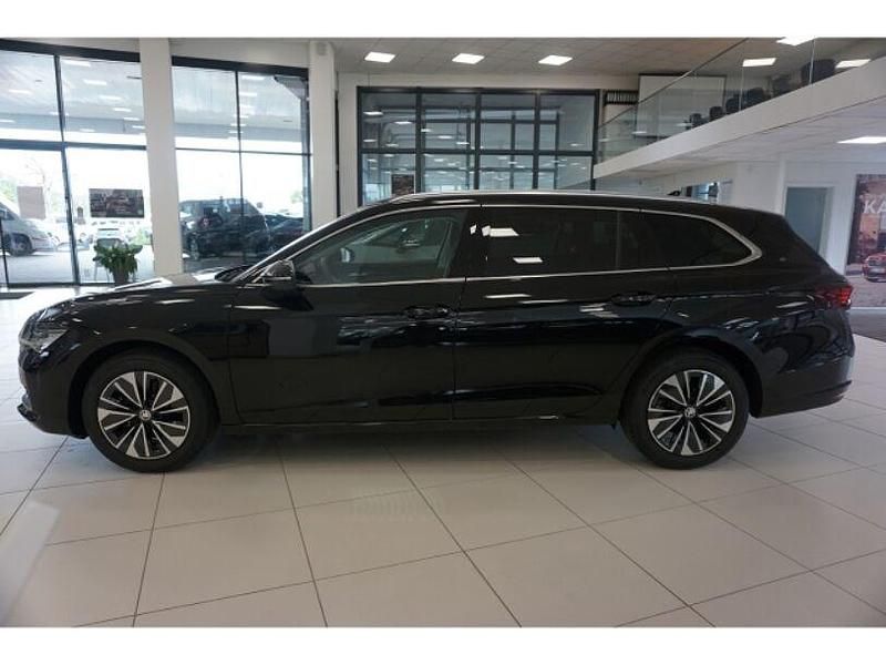 Gebraucht Skoda Superb Selection 150 PS (110 kW) 2025 Schwarz Kombi