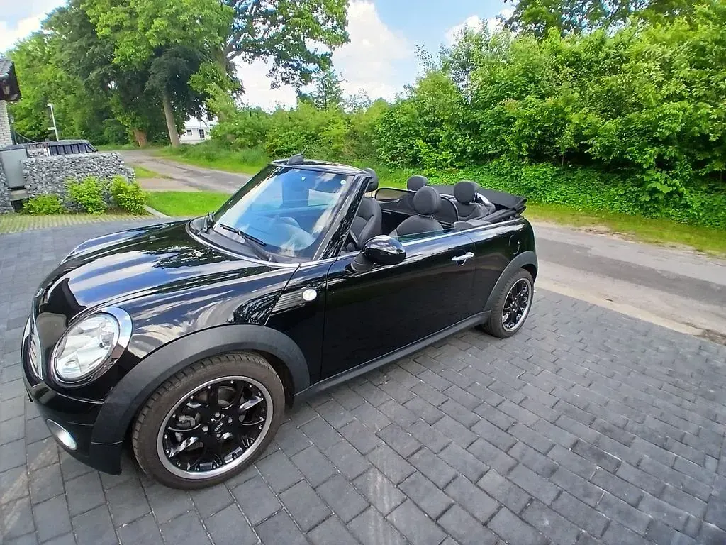 Gebraucht Mini Cooper 122 PS (89 kW) 2010 Schwarz Kleinwagen