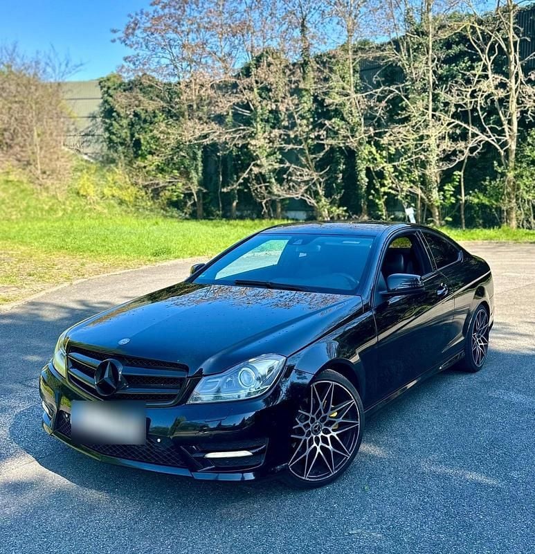 Second-hand Mercedes 220 177 CP (130 kW) 2013 Coupe