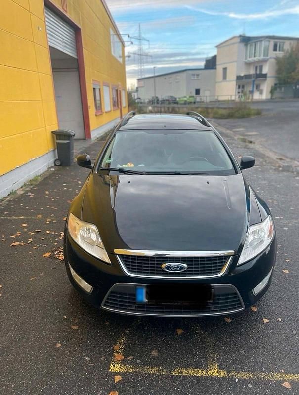 Gebraucht Ford Mondeo 130 PS (95 kW) 2010 Schwarz Kombi