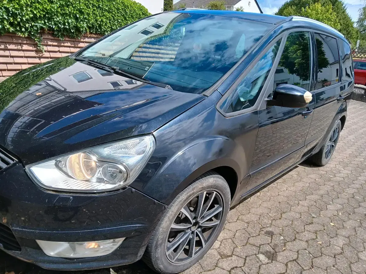 Gebraucht Ford Galaxy 160 PS (117 kW) 2010 Schwarz Van / Kleinbus