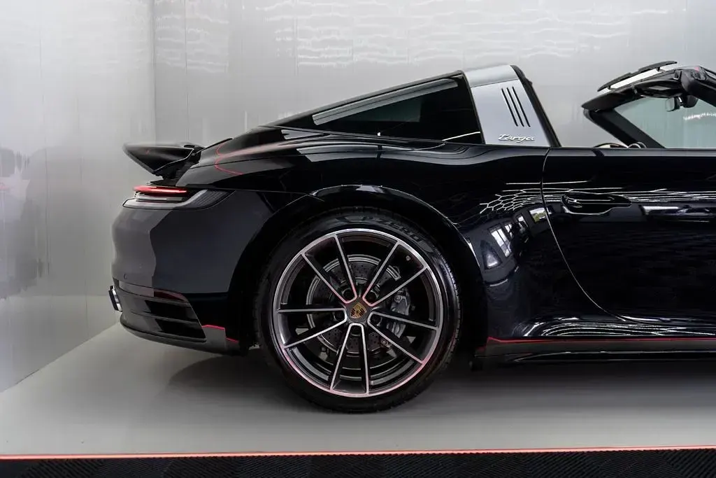 Gebraucht Porsche 911 Targa 4 Chrono 385 PS (283 kW) 2020 Schwarz Cabrio