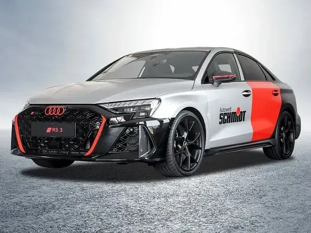 Neu Audi RS3 Sport 400 PS (294 kW) 2026 Mythosschwarz metallic Limousine