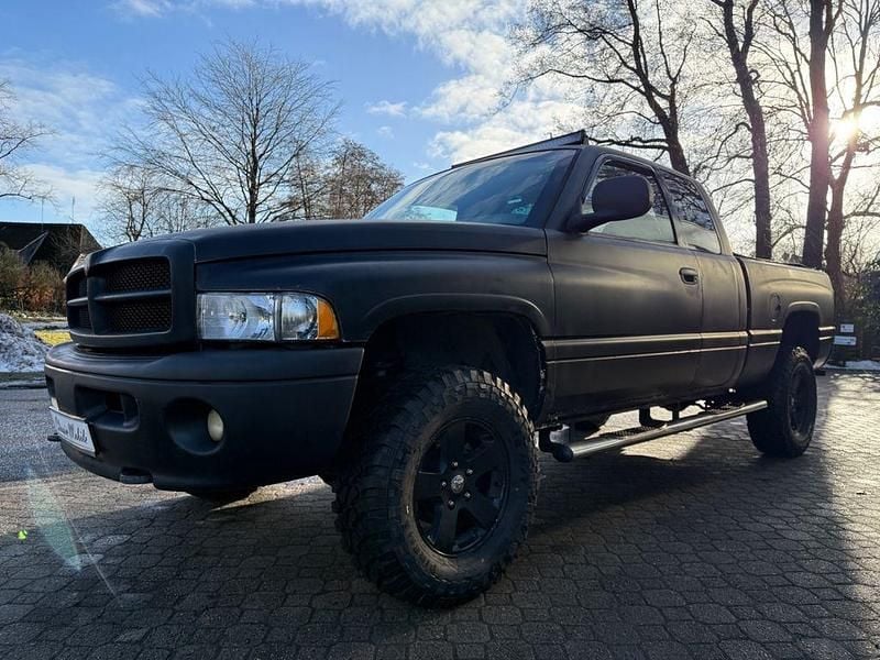 Gebraucht Dodge Ram 223 PS (164 kW) 2001 Rot Pickup