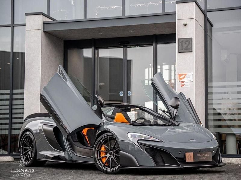 Gebraucht McLaren 675LT 674 PS (495 kW) 2017 Grau Cabrio