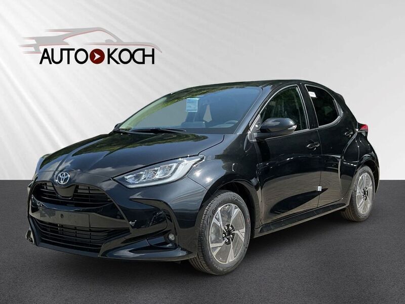 Neu Toyota Yaris Hybrid 131 PS (96 kW) 2025 Schwarz Limousine