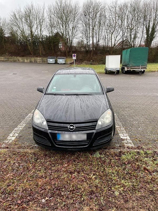 Gebraucht Opel Astra 100 PS (73 kW) 2005 Schwarz Kleinwagen
