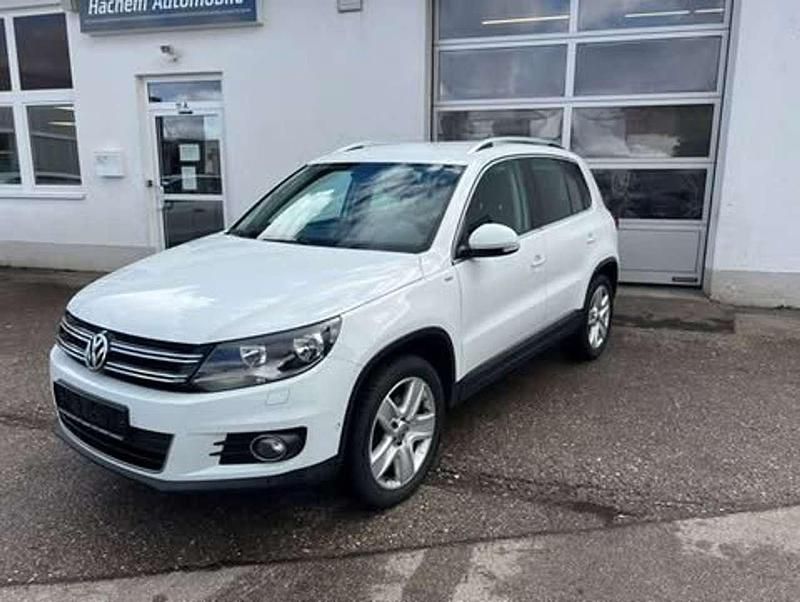 Pure white Gebraucht 2014 VW Tiguan Cup SUV | 11.880 € (Guter Preis) - Bild 1/4