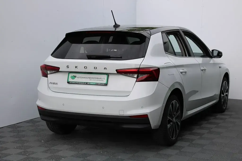 Gebraucht Skoda Fabia First Edition 110 PS (80 kW) 2021 Weiß Limousine