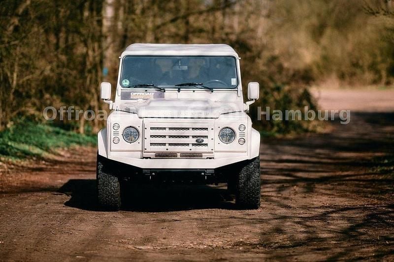Gebraucht Land Rover Defender 122 PS (89 kW) 2008 Weiß Kombi