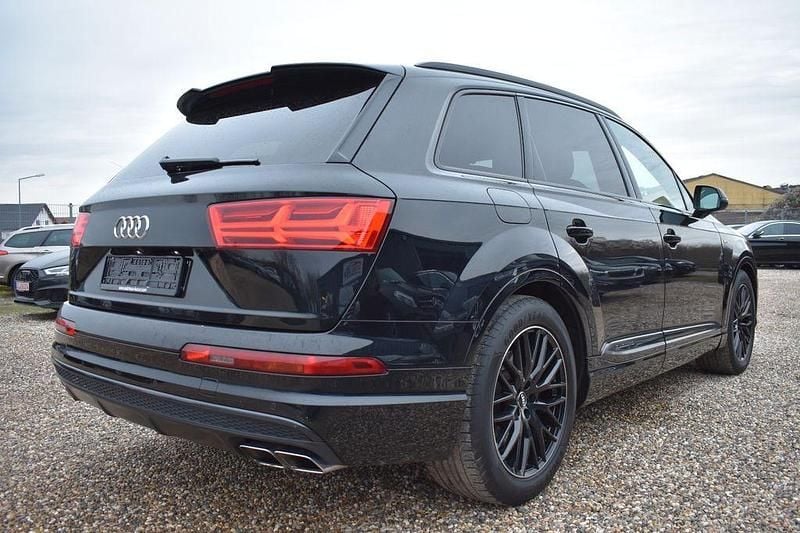 Gebraucht Audi SQ7 Sport 435 PS (319 kW) 2018 Brillantschwarz SUV