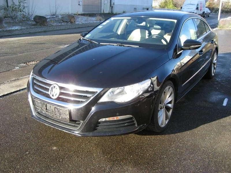 Gebraucht VW Passat 140 PS (102 kW) 2009 Deep black perleffekt Limousine
