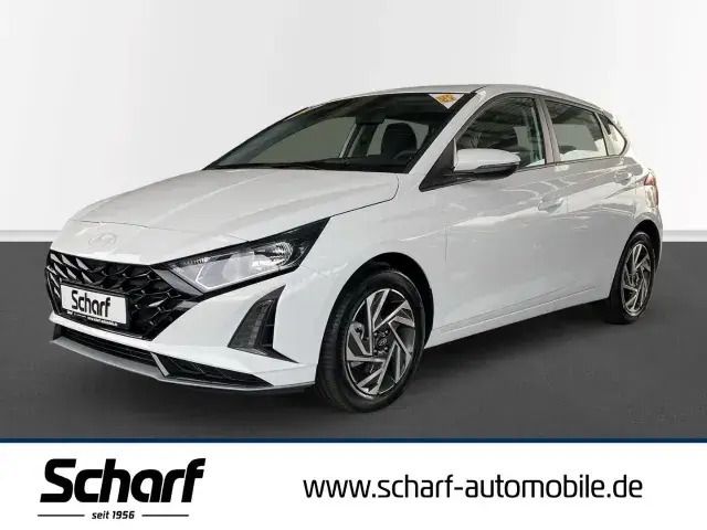 Atlas white Gebraucht 2025 Hyundai i20 Trend Kleinwagen | 19.790 € (Fairer Preis) - Bild 1/4