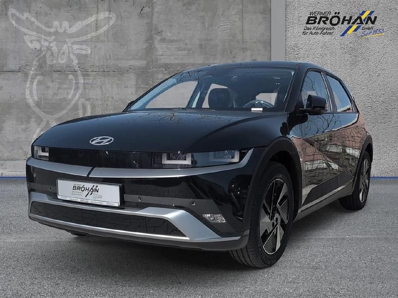 Neu Hyundai Ioniq 5 Dynamiq 125 kW (170 PS) 2025 Abyss black / mic SUV