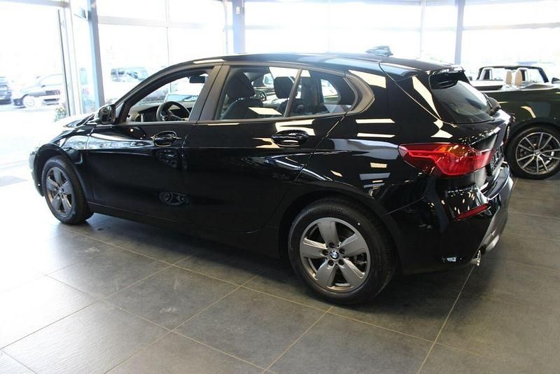 Gebraucht BMW 118 Advantage 150 PS (110 kW) 2020 Schwarz ii Kleinwagen