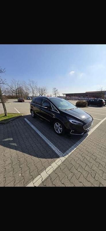 Second-hand Ford S-MAX S 190 CP (139 kW) 2019 Monovolum