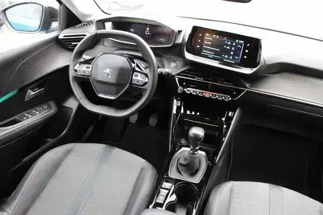 Gebraucht Peugeot 208 Allure 101 PS (74 kW) 2023 Vertigoblaumetallic (metallic) Kleinwagen
