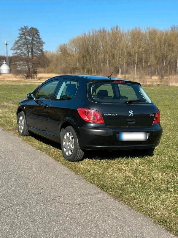 Gebraucht Peugeot 307 110 PS (80 kW) 2005 Schwarz Kleinwagen
