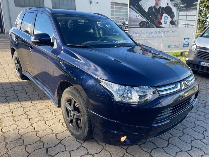 Gebraucht Mitsubishi Outlander Invite 150 PS (110 kW) 2013 Blau SUV